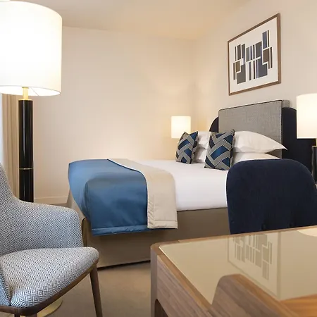 Le Tsuba 4* Paris