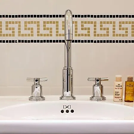 Le Tsuba Hotel