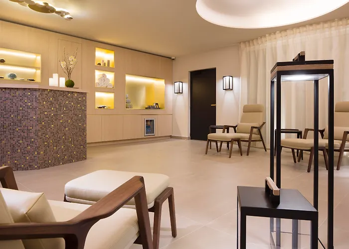 Hotel Le Tsuba Parijs