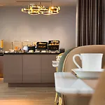 Le Tsuba Hotel